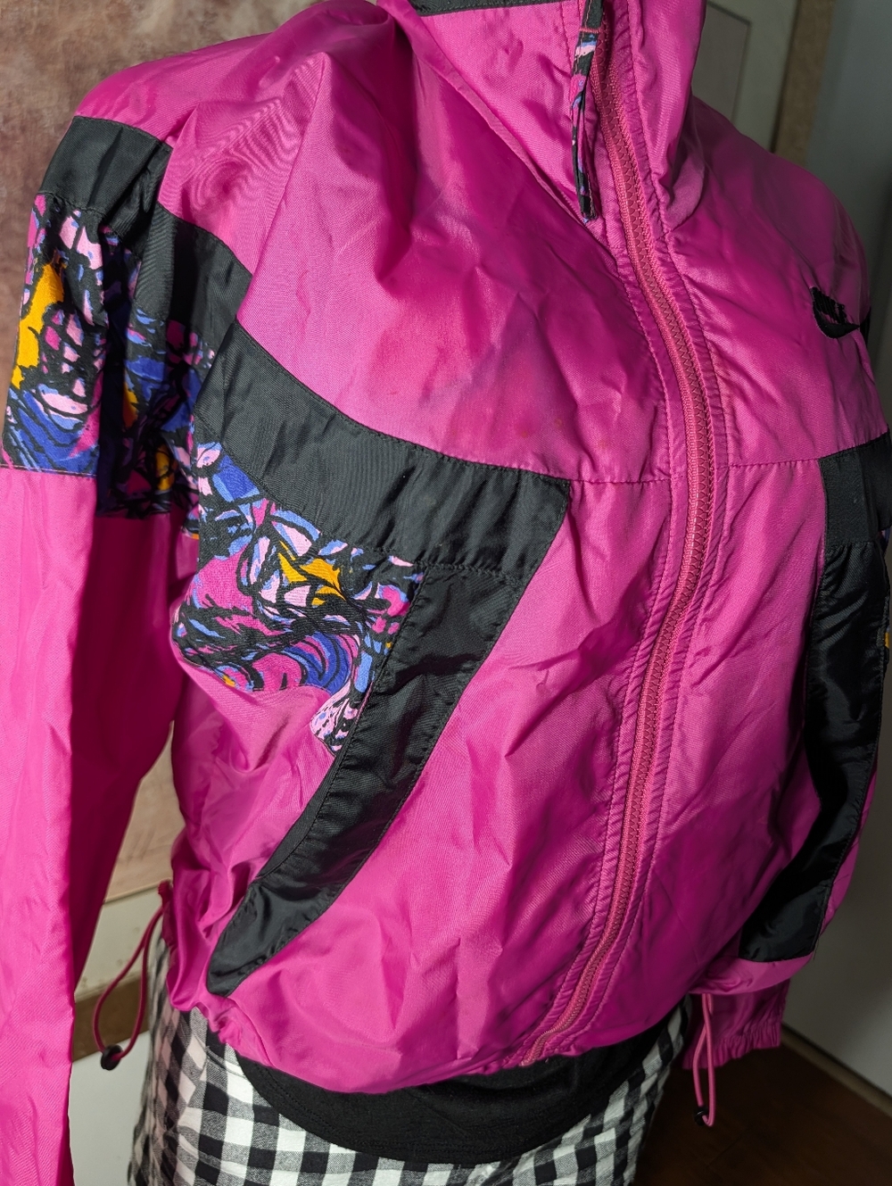 Nike Women's Pink Retro Windbreaker Jacket Size S - Picture 2 of 8